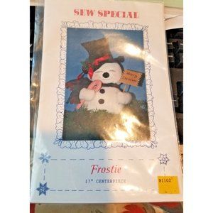Craft Pattern Sew Special Frostie 17" Centerpiece Pattern  1986